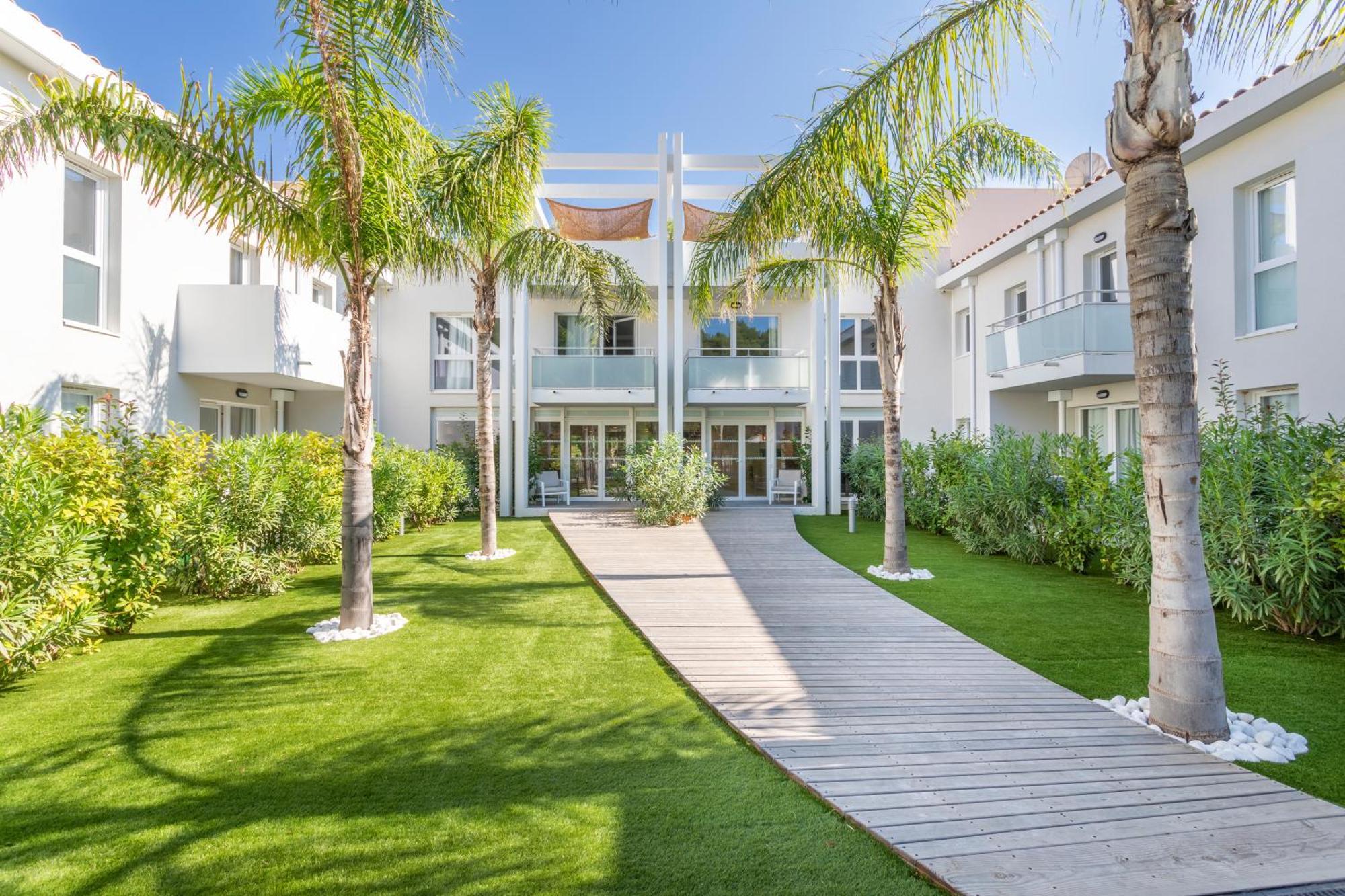 Residence Pierre Et Vacances Cap Cassis Calanques ロックフォール・ラ・ベドゥール エクステリア 写真