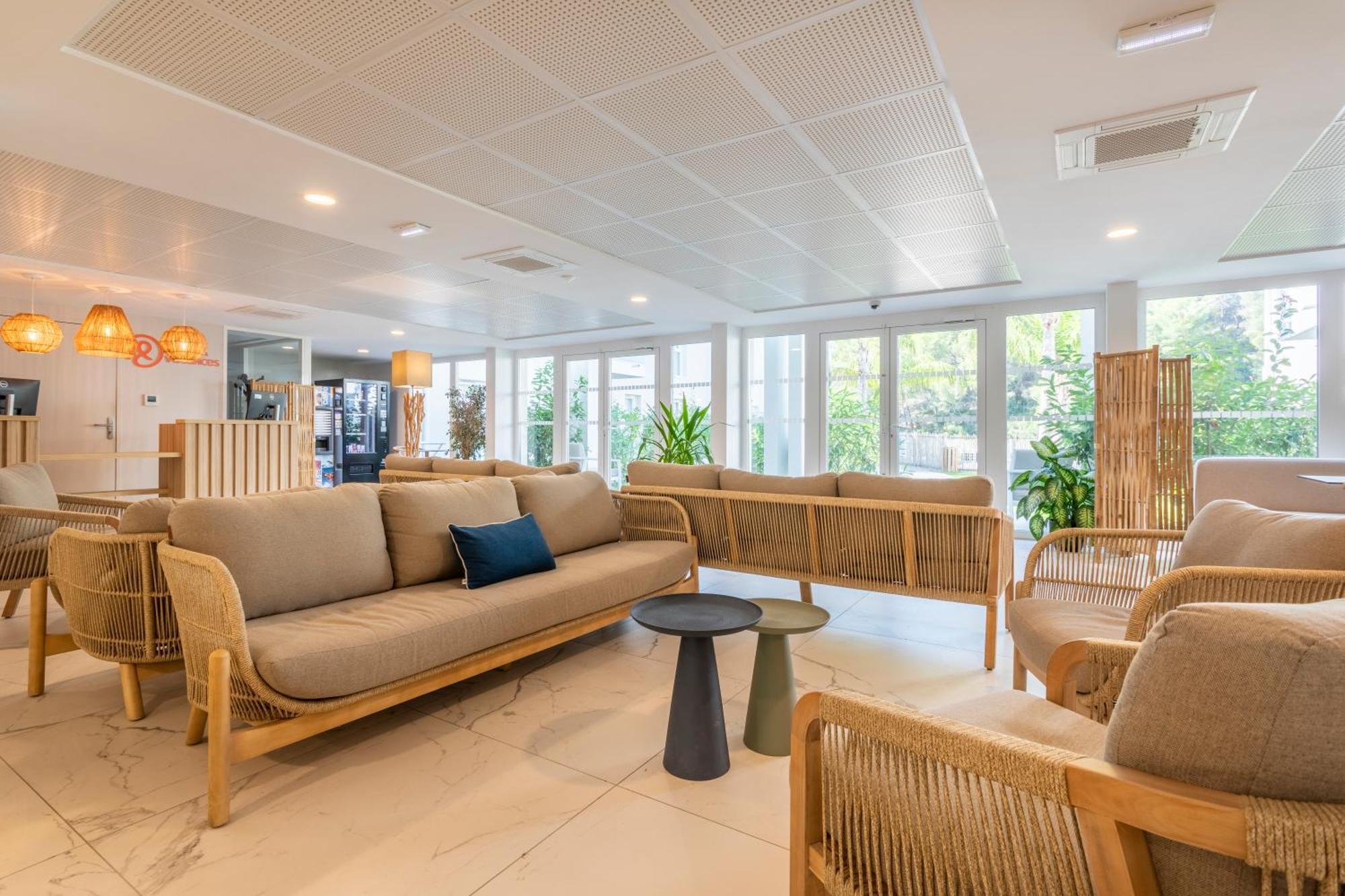 Residence Pierre Et Vacances Cap Cassis Calanques ロックフォール・ラ・ベドゥール エクステリア 写真